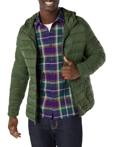 Image of Amazon Essentials Men's Lightweight Water-Resistant Packable Hooded Puffer Jacket, Dark Olive, M