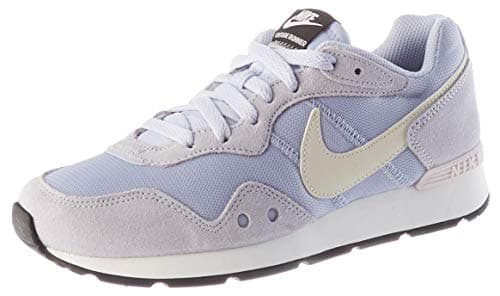 Image of NIKE Women's Venture Runner Sneaker, Ghost Fossil Sail Barely Rose, 4.5 UK