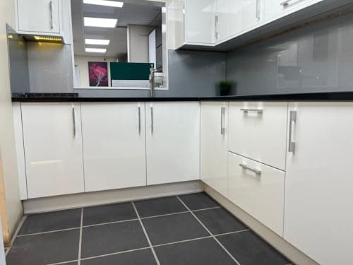 Image of Top Living MCR White Gloss MDF Replacement Kitchen Doors Drawers (715 X 596mm Door)