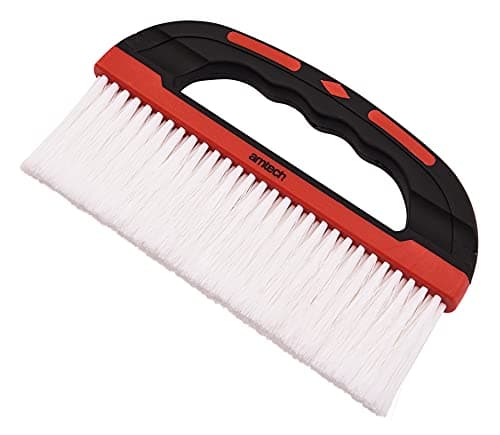 Image of Amtech – 225mm Wallpaper Brush, Soft Grip Handle for Smoothing and Decorating