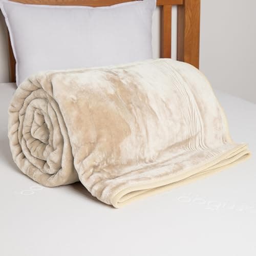 Image of EGYPTO Fleece Blanket Faux Fur Cream Throw for Bed & Sofa – Luxury Extra Soft Fur Brush Fabric – Warm & Cosy Blanket – Versatile Outdoor Blankets Faux Fur Bed Throw King Size (200cm x 240cm, Cream)