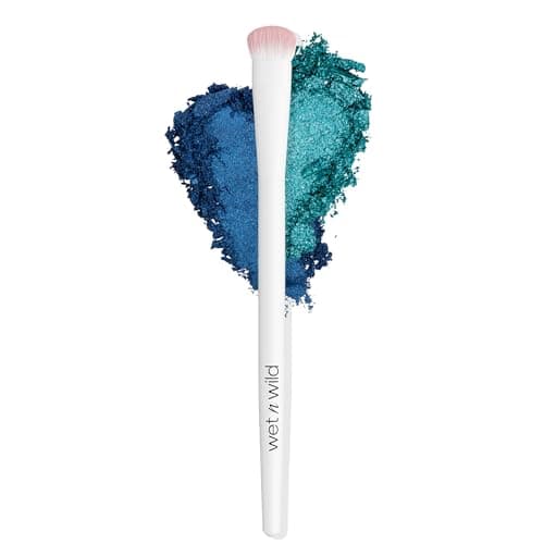 Image of wet n wild Eyeshadow Brush, Precision Blending Application, Soft Synthetic Fibers, Ergonomic Handle for Comfortable Precision Control