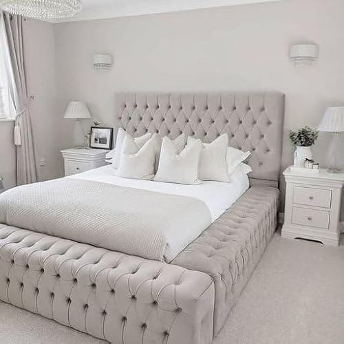 Image of Innovative Plush Velvet Chesterfield Ambassador Bed Frame - UK Made - Double/King/Super King (Grey Plush, Double 4ft6 without Mattress)