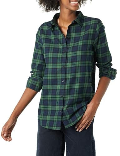 Image of Amazon Essentials Women's Regular-Fit Long-Sleeve Lightweight Plaid Flannel Shirt, Dark Green Navy Medium Plaid, M