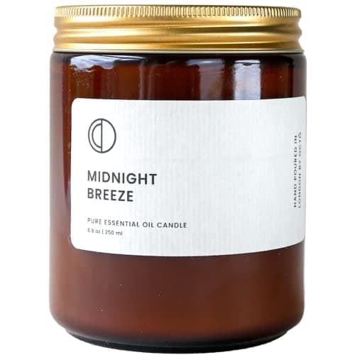Image of OCTŌ Midnight Breeze Rose Geranium + Patchouli + Vetiver | Scented Candle. Made with Essential Oils and Soy Wax. 250ml