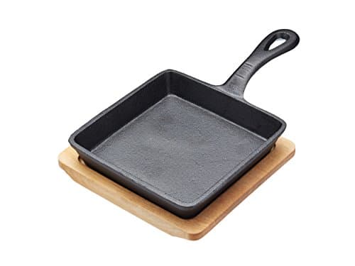 Image of Artesà Mini Frying Pan with Wooden Serving Board in Gift Box, Square, Cast Iron, 16 x 24.5 cm, Black/Beige