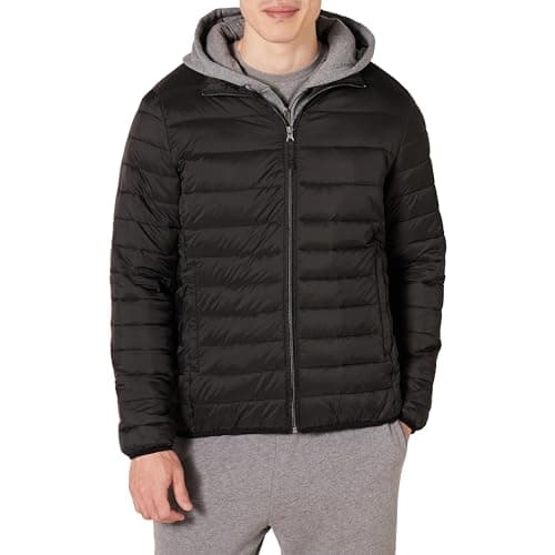 Image of Amazon Essentials Men's Packable Lightweight Water-Resistant Puffer Jacket (Available in Big & Tall), Black, M