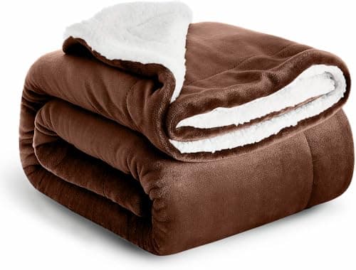 Image of Casabella Sherpa Fleece Blanket - Plush Sofa Throw, Fleece Blanket for King Size Bed - Thick Warm Throw Blanket - Soft Fluffy Bedding, Travel Accessories - King Size Bed, Brown, 200x240cm