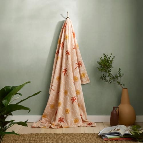 Image of Fusion - Soleil - Fleece Throw - 120 x 150cm in Coral/CamelFusion Soleil Fleece Throw 120 x 150cm Coral/Camel – Soft Lightweight Printed Throw for Sofa or Bed with Modern Sun‑Inspired Design