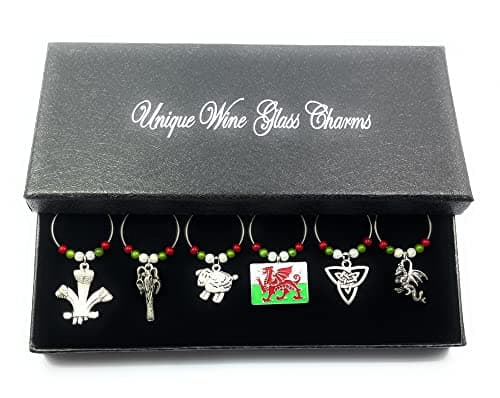 Image of Libby's Market Place Wales Wine Glass Charms Gift Set with Box – Welsh Dragon Drink Identifiers & Glass Markers – Reusable Party Decorations for St David's Day, Rugby Fans & Welsh Gifts