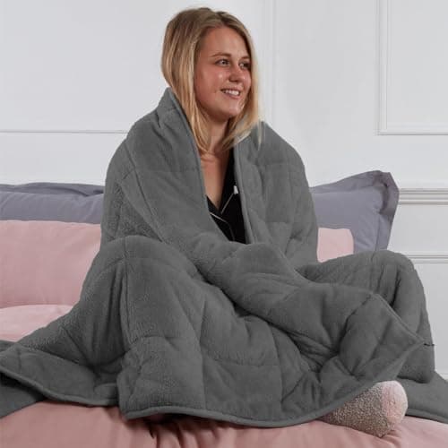 Image of Brentfords Teddy Fleece Weighted Blanket 8kg, Gifts for Women Heavy Blanket Sleep Therapy Anxiety Relief for Adults, King Size 150 x 200cm - Charcoal Grey (Disclaimer Only suitable for age 3+ years)