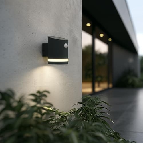 Image of SolarCentre® Truro Outdoor Solar Motion PIR Sensor Light - Anthracite Edition