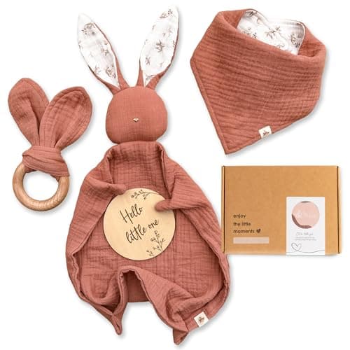 Image of Mikito Baby Gift Set – Organic Newborn Essentials | 4-Piece Keepsake Set | Muslin Comforter, Wooden Teether, Bib & Birth Announcement Sign | Ideal for New Baby & First Time Mums