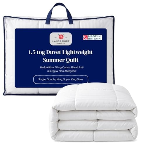 Image of Lancashire Textiles 1.5 Tog Single (135 x 200 cm) Summer Duvet Lightweight Hollowfibre Cotton Blend Breathable Bedding Anti Allergy Machine Washable Britain Made Duvet Insert