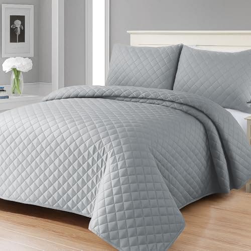 Image of MIA we dress your home Luxury Quilted Bedspreads Double Size - 3 Piece Silver Embossed Bed Cover 220x250 Comforter Throw Ultra Soft Coverlet All Seasons