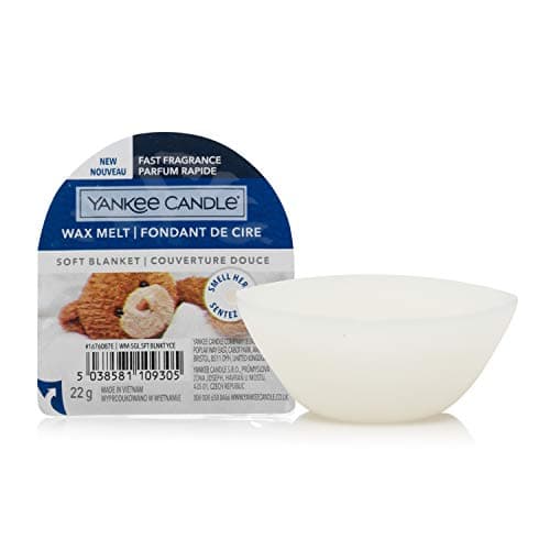 Image of Yankee Candle Wax Melts | Soft Blanket | Up to 8 Hours of Fragrance | 1 Count