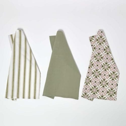 Image of HOMESCAPES Premium Tea Towels for Kitchen, Set of 3, 100% Cotton Tea Towels Pack, Green & Pink Motif Print, 45 x 65cm, Super Soft & Absorbent, Washable Kitchen Linen Durable for Dishes & Dining Room