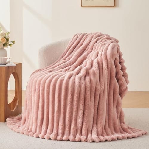 Image of Wajade Fluffy Flannel Blanket Faux Fur Bed Throw Super Soft Warm Large Blanket for Bed Sofa Car, Pink 153x203CM