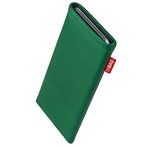 Image of fitBAG Beat Green custom tailored sleeve for Nokia 9 PureView (2019) | Made in Germany | Fine nappa leather pouch case cover with MicroFibre lining for display cleaning