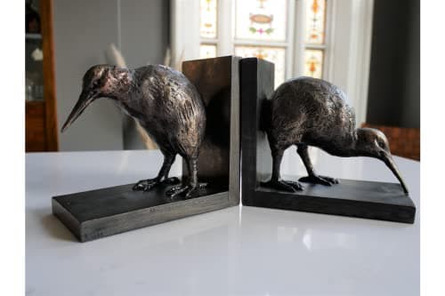 Image of Pair of Resin Bookends | Kiwi Bird Book Shelf Tidies