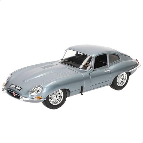Image of Bburago 1:18 Gold Jaguar "E" Coupe (1961)