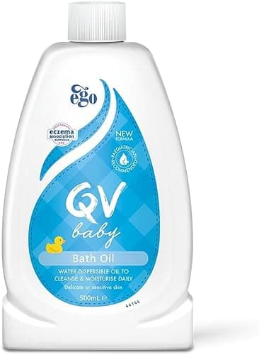 Image of QV Baby Bath Oil, 500ml - with Vitamin E, Delicate, Water-dispersible, Everyday Use, Non-Greasy for Sensitive Skin, Suitable for Face, Body & Hair, Baby Bath Wash for Eczema, Cradle Cap, Dermatitis
