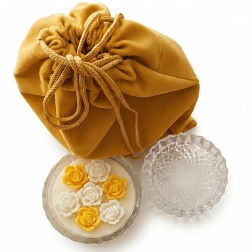 Image of Luxury Scented Candle Gift Set for Women & Men, Soy Wax Candle, Hand Poured in UK, Creamy Musk & Sandalwood Aromatherapy, Home Decor, Glass Jar with Velvet Pouch (Creamy Musk and Sandalwood)