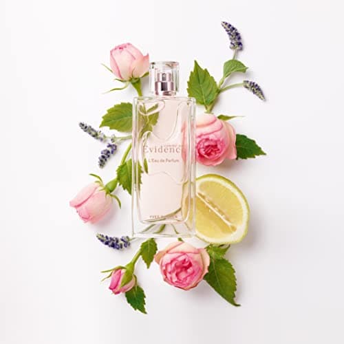 Image of Yves Rocher Comme une Evidence Eau de Parfum 50 ml Women's fragrance (top notes: Rhubarb, base notes: Rose, jasmine, wild lily of the valley)