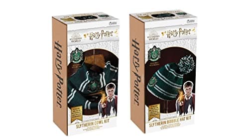 Image of Mad Monkey Slytherin Loop Scarf and Beanie Hat Knitting Set, Green
