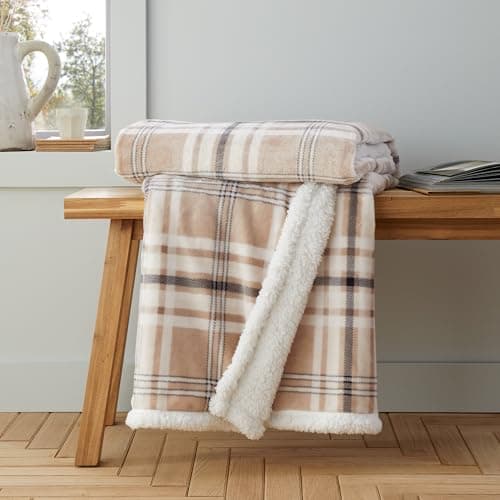 Image of Catherine Lansfield Cosy Kelso Check 130x170 cm Blanket Throw Natural