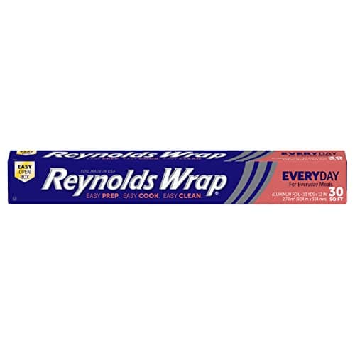 Image of Reynolds Classic Kitchen Foil | Aluminium Foil | Tin Foil for Cooking, BBQ, Roasting | Pack of 1 Roll, 304mm x 9.14m | Packaging May Vary