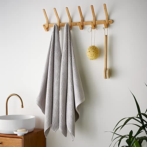 Image of Catherine Lansfield Diamond Geo Sculpted 90x140 x2 cm Cotton Bath Sheet Pair Grey