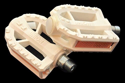 Image of WHITE UNION 9/16” RESIN ROUNDED PEDALS IDEAL FOR LADIES CYCLES & 24" WHEELS