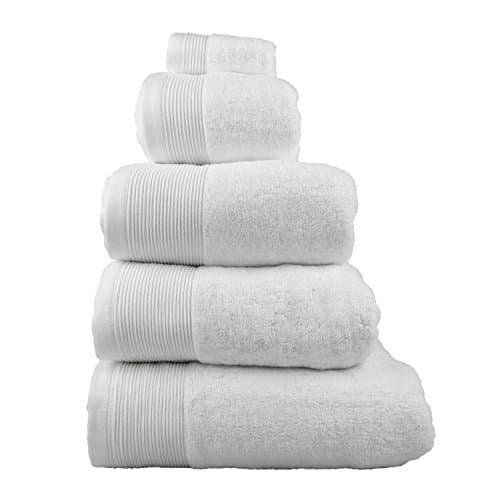 Image of HOMESCAPES White Set of 2 Face Cloths 700 GSM Combed 100% Egyptian Cotton Towel 30 x 30 cm