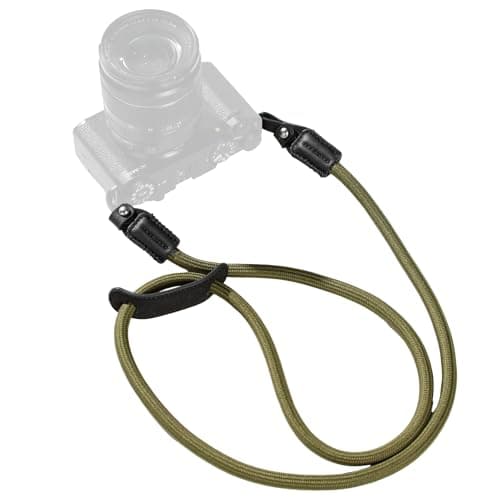 Image of SMALLRIG Camera Neck Shoulder Strap, Adjustable Braided Shoulder Strap with O-Ring and Leather Pad for DSLR or Mirrorless Camera, Green- 5056