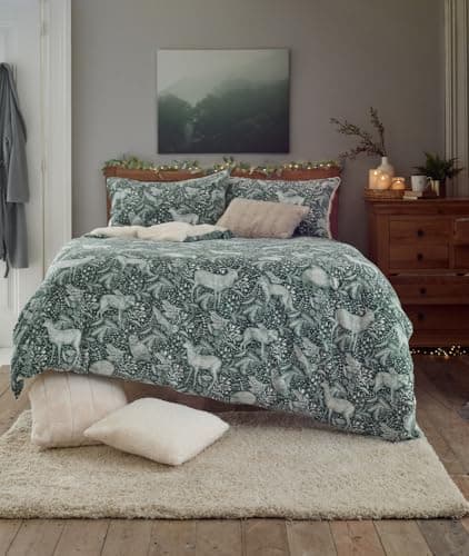 Image of Woodland Folk Printed Fleece Duvet Cover Set with Sherpa Reverse – Soft Warm Winter Bedding with Forest Animal Design – Machine Washable – Available in Grey or Dark Sage – Single, Double & King