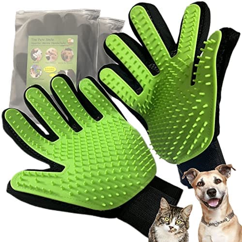 Image of The Pets Smile Multifunction Pet Massage Gloves 1 Pair (Green)