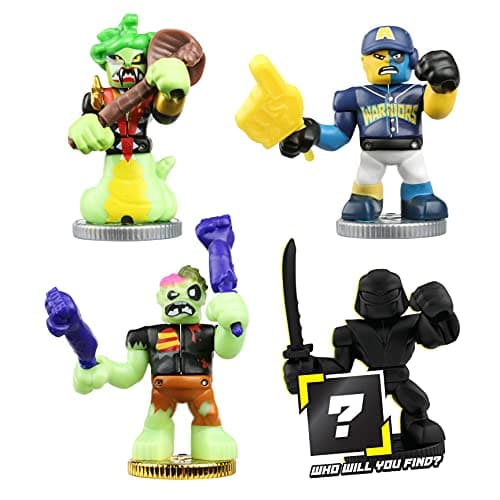 Image of Akedo Ultimate Arcade Warrior Collector Pack Mini Battling Action Figures Ready, Fight, Split Strike for For Ages 6+