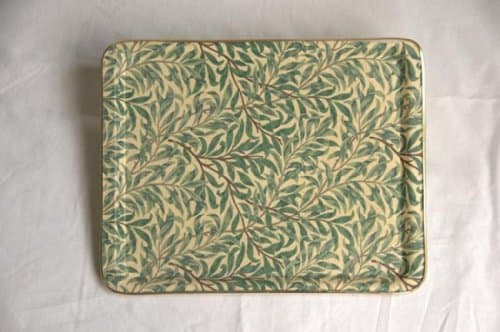Image of Arnold Designs Quality Fibre Glass Tray 36x28cm Medium William Morris Green Willow