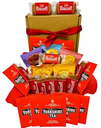 Image of Afternoon Tea Hamper Border Biscuits & Biscoff – Biscuits Gift Set x5 Border Biscuits Twinpacks, x10 Lotus Biscoff Individually Wrapped Biscuits, x10 Tea Bags and Stellar Six Tea Gift Set Poem