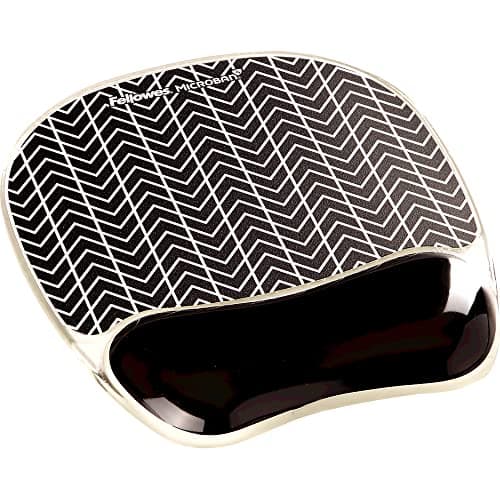 Image of Fellowes Photo Gel Mouse Mat with Wrist Support and Microban Protection - Mouse Pad with Non Slip Rubber Base - Ergonomic Mousepad for Computer Laptop - Chevron