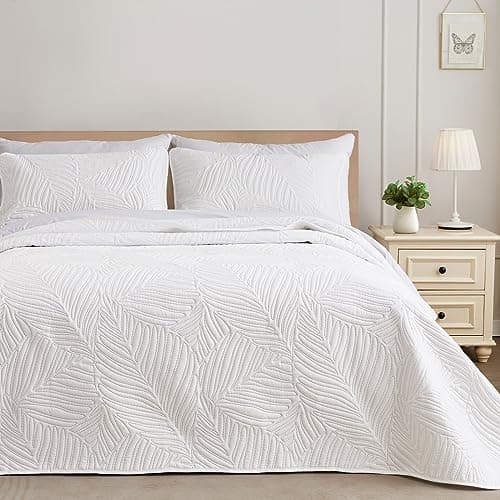Image of Exclusivo Mezcla King Size Quilt Bedding Set, Lightweight White Quilts King Size for All Seasons, Soft Microfiber Bedspreads Coverlets Bed Cover with Leaf Pattern, 3 Piece