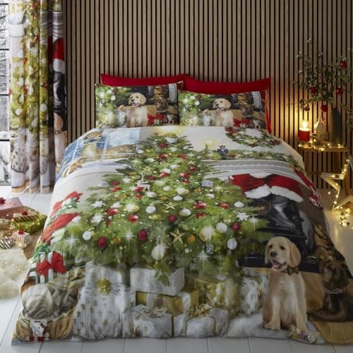 Image of Fusion Christmas Dogs Duvet Cover Set – Single 140x200cm – Puppies & Christmas Tree Print – Reversible Festive Bedding – 1 Pillowcase – Easy Care – Traditional Vintage Holiday Bedroom Style