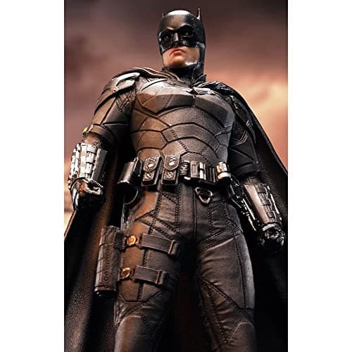 Image of Iron Studios - The Batman 1/10. Art Scale Statue. DC Comics.