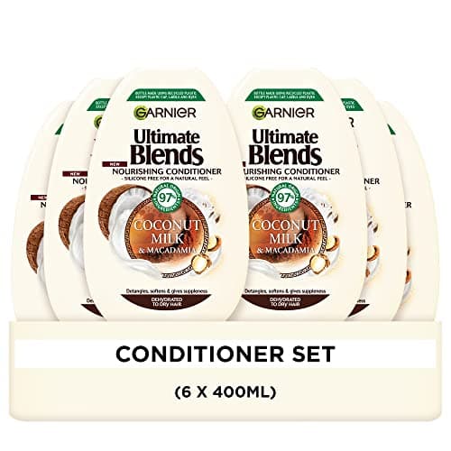 Image of Garnier Ultimate Blends Coconut Milk & Macadamia Smoothing and Nourishing Vegan Conditioner for curly hair 6 x 400 ml