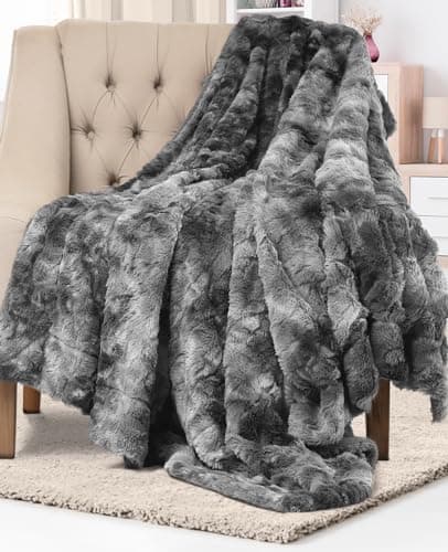 Image of Everlasting Comfort Soft & Comfortable Grey Faux Fur Throw Blanket for Couch - (50"x65") Minky & Fluffy Fall Blankets & Throws, Plush Fuzzy Cover for Bed, Sofa & Living Room - Cozy Home Decor