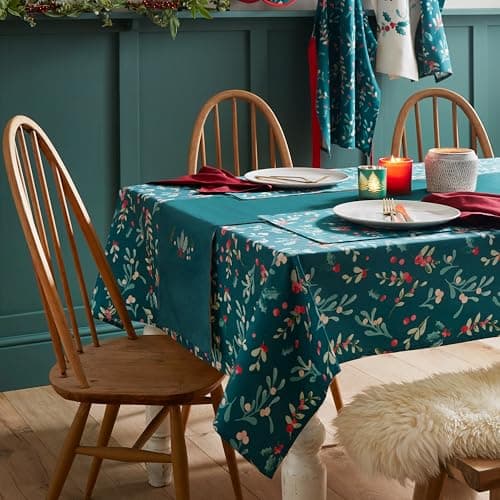 Image of Catherine Lansfield Christmas Holly and Mistletoe Cotton 137x229 cm Table Cloth Green
