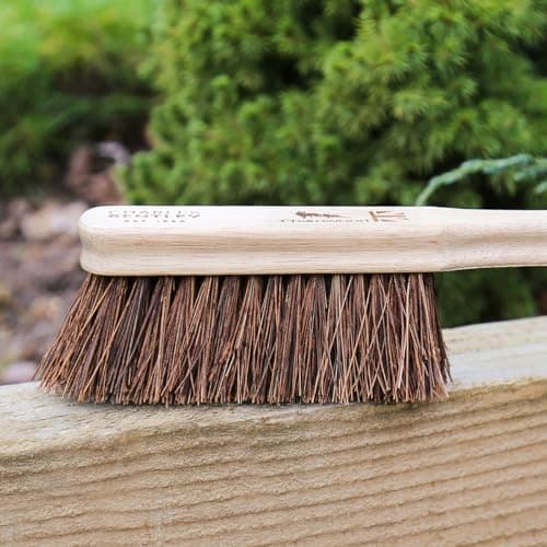 Image of CHARLES BENTLEY Hand Brush, Charnwood, Bassine, for Garden & Outdoor, Maintenance, Premium Brushware, Green, FSC Certified Wood, Stiff Bassine Bristles, Contoured Handle, Made In Britain (30x8x5cm)