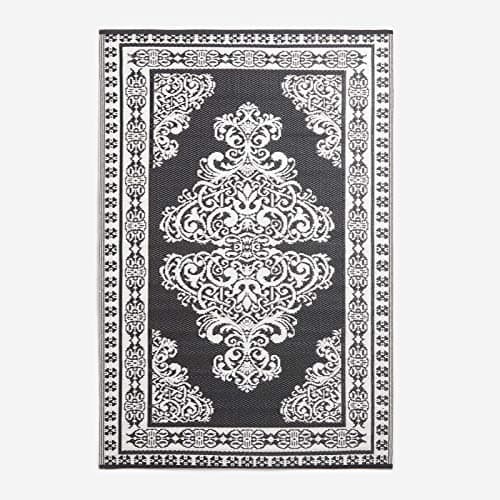 Image of HOMESCAPES Luxury Outdoor Rug for Garden, Patios Waterproof Black and White Outdoor Mat Carpet Reversible Plastic Picnic Rug Motif Persian Pattern - Eco-Friendly & Expertly Crafted - Seamless