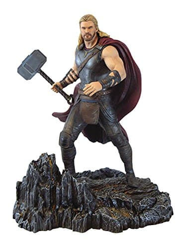 Image of Marvel Comics JAN188712 Gallery Ragnarok Thor PVC Figure, SEP172483